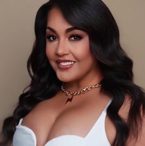 Meet your Posher, Josie